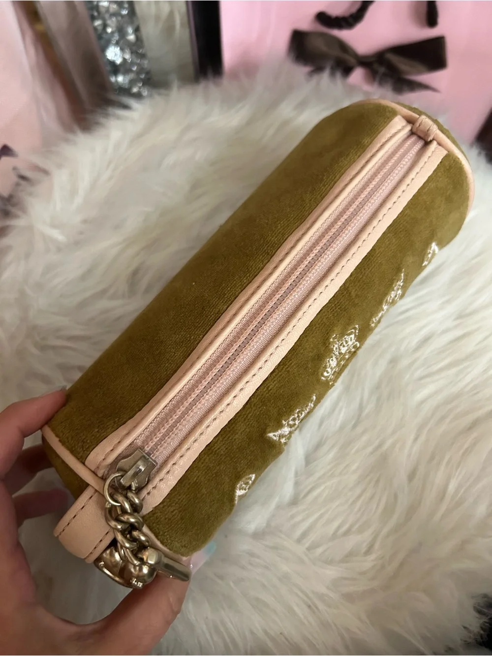 Y2K Vintage 2004 Juicy Couture Olive Green Velour Pink Leather Barrel Bag